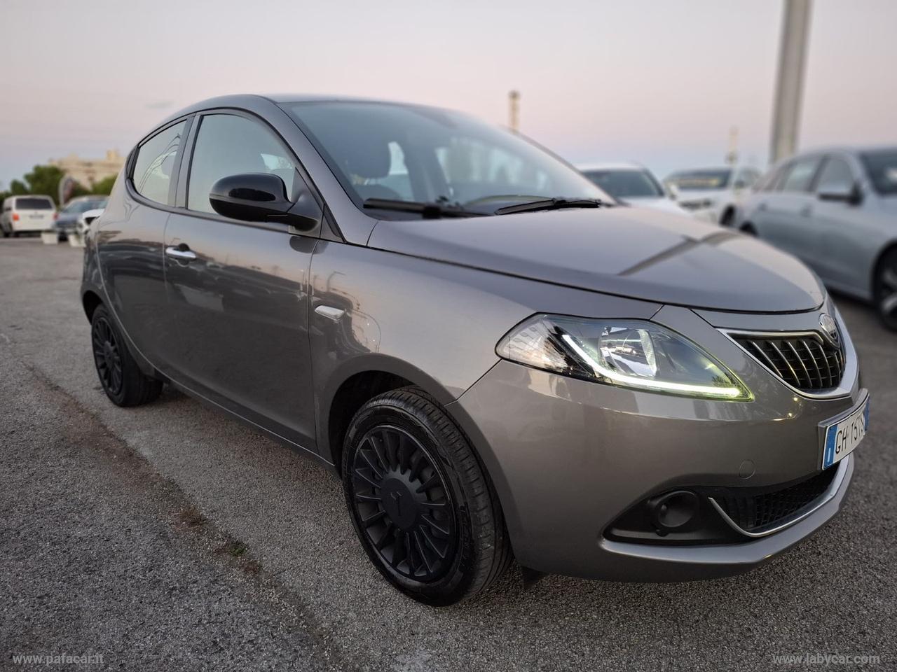 LANCIA Ypsilon 1.0 FireFly 5p.S&S Hybrid Silver