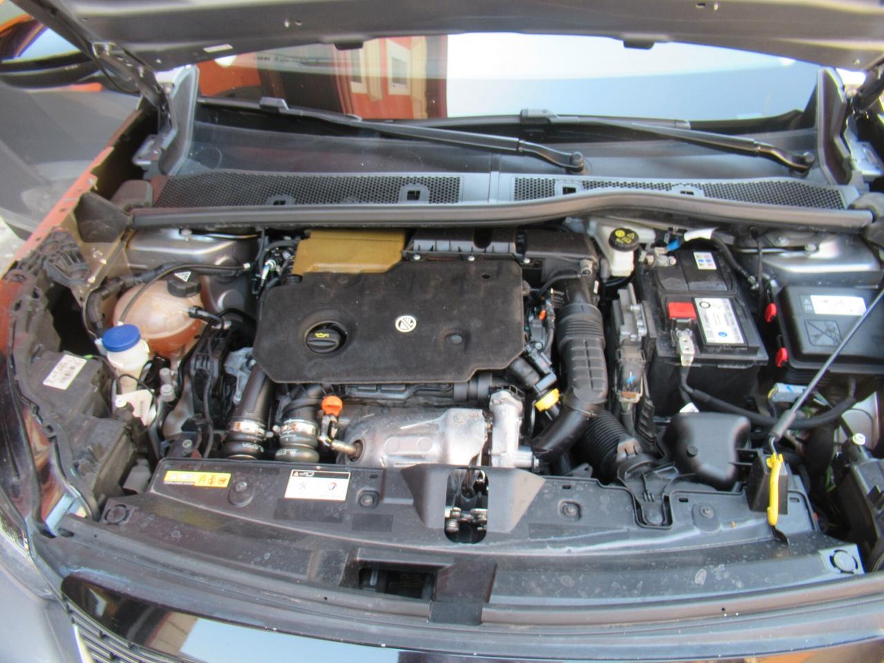 Peugeot 2008 BlueHDi 130 S&S EAT8 GT Pack
