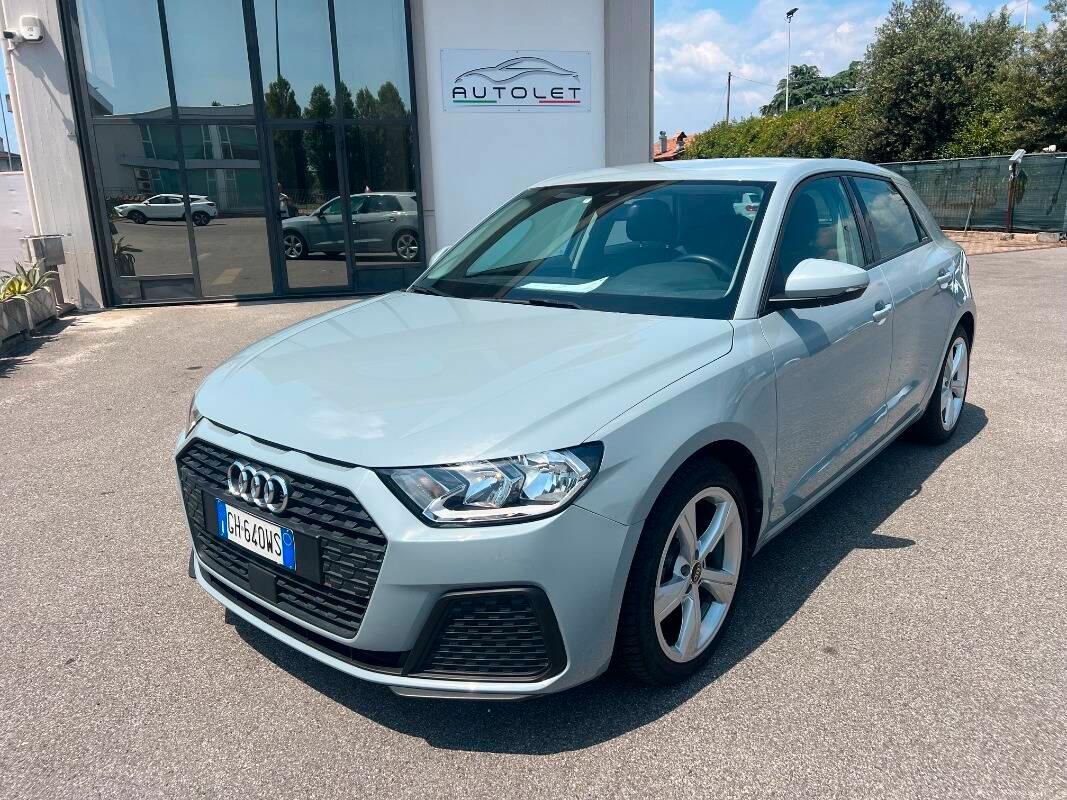 Audi A1 25 1.0 tfsi Admired my20