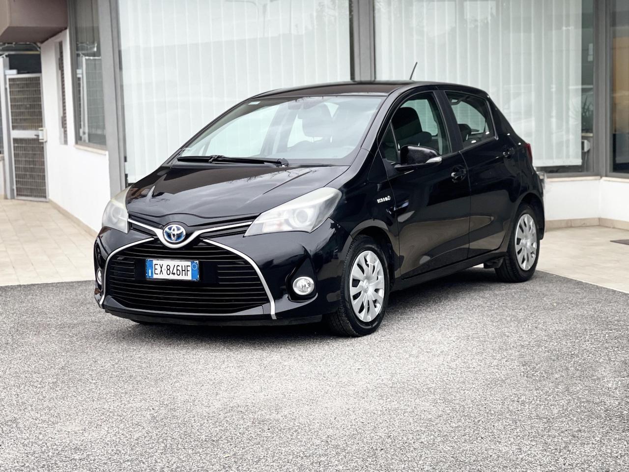 Toyota Yaris 1.5 Hybrid 75CV automatica Neo - 2014