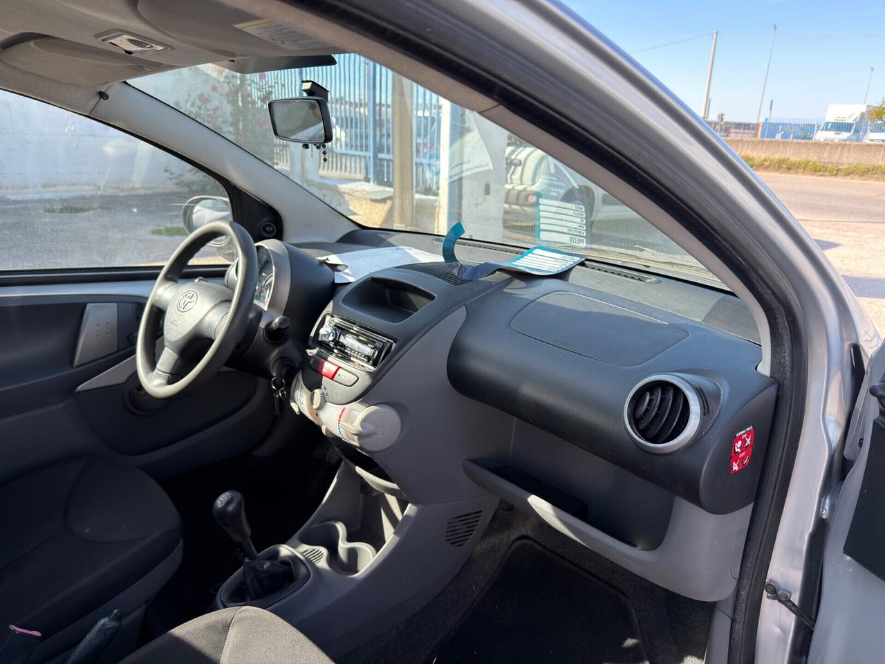 Toyota Aygo 1.0 12V VVT-i 5 porte Sol