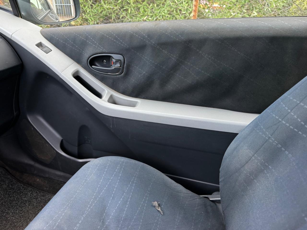 Toyota Yaris 1.0 3 porte NO GARANZIA