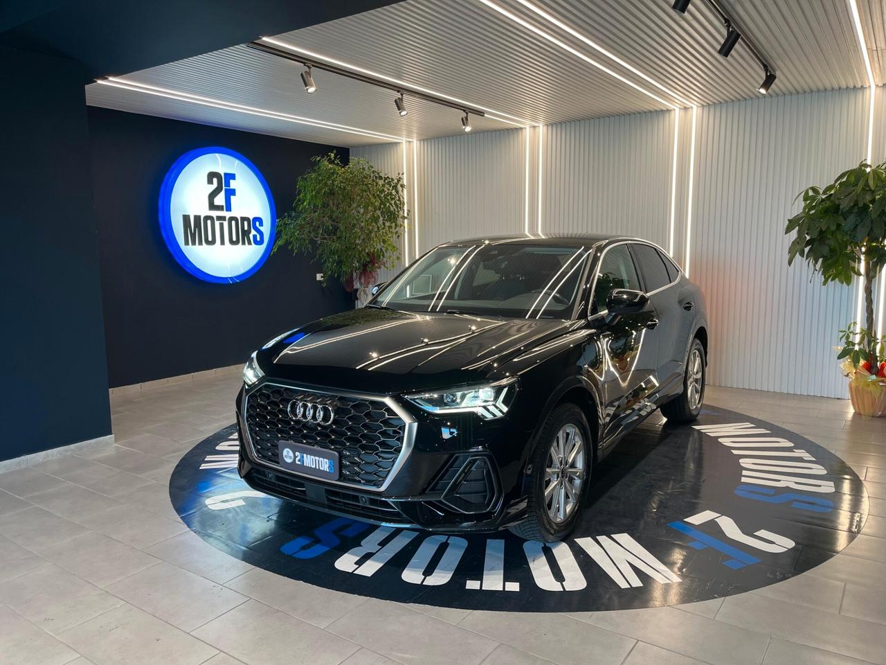 Audi Q3 SPB 45 TFSI e S tronic Business Plus