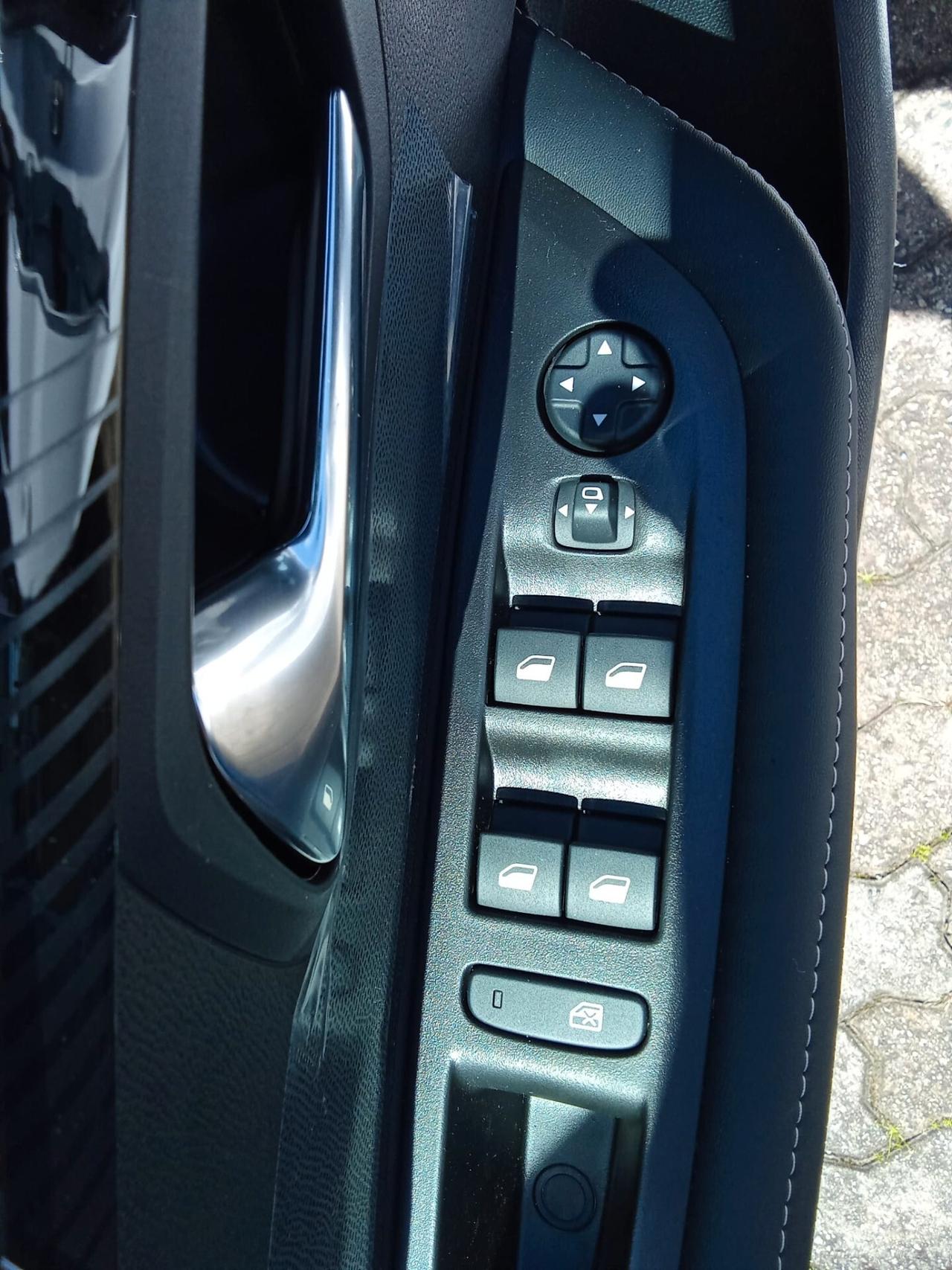 Peugeot 208 PureTech 100 Stop&Start 5 porte Allure