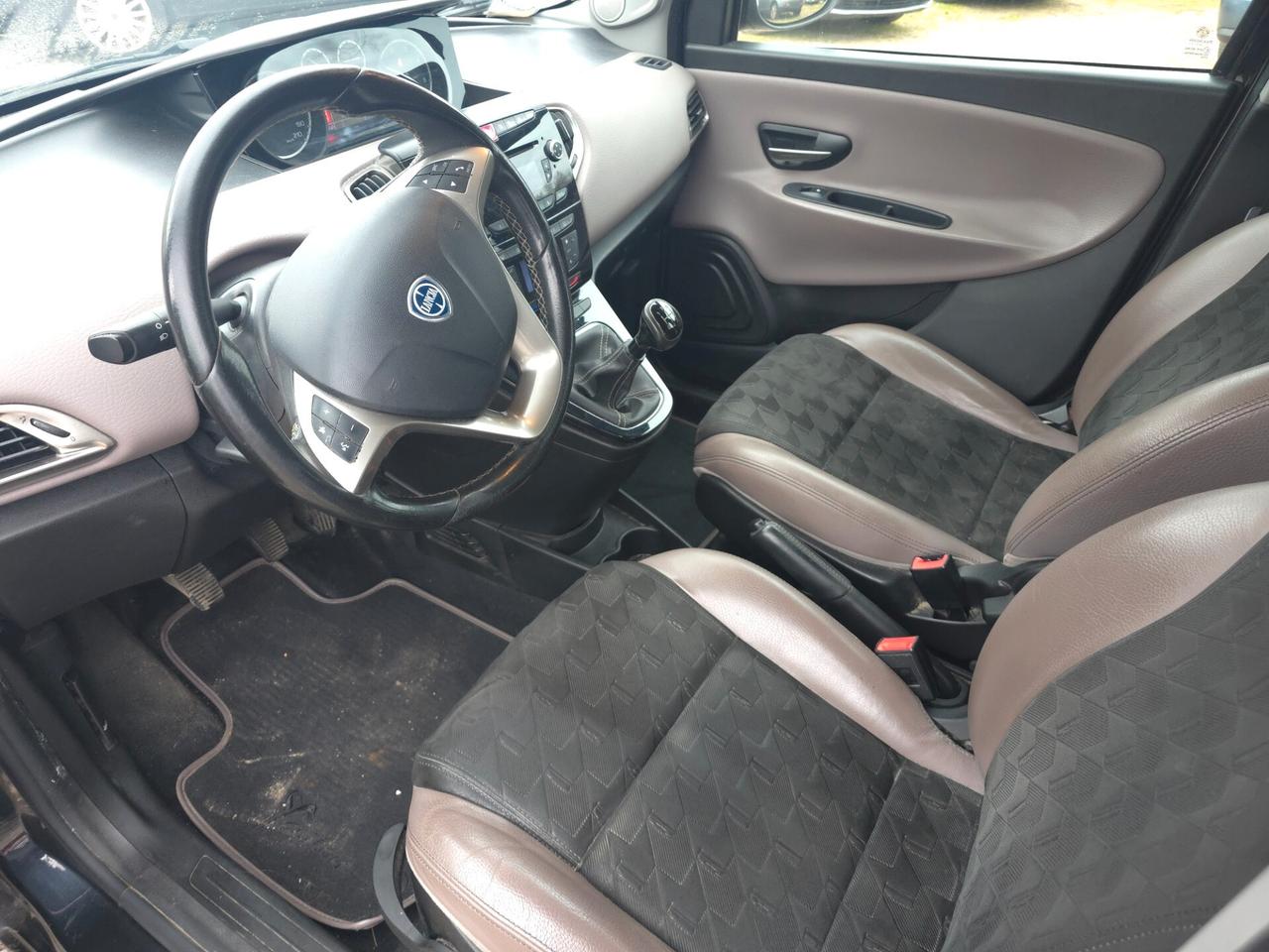 Lancia Ypsilon 1.3 MJT 16V 95 CV 5 porte S&S Elle