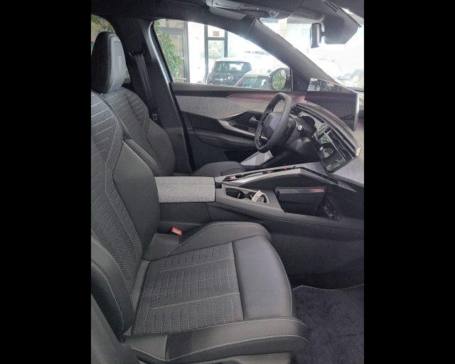 PEUGEOT 3008 1.2 hybrid GT 136cv e-dcs6