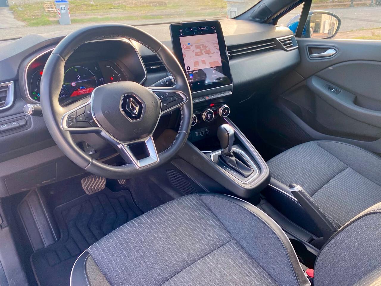 Renault Clio 1.6 Full Hybrid E-Tech 140 CV Intens