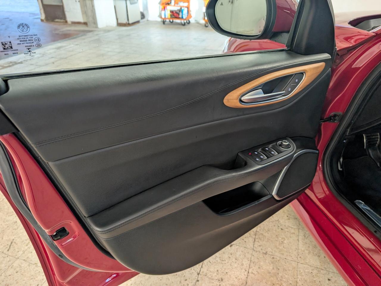 Alfa Romeo Giulia 2.2 Turbodiesel 210 CV AT8 AWD Q4 Veloce