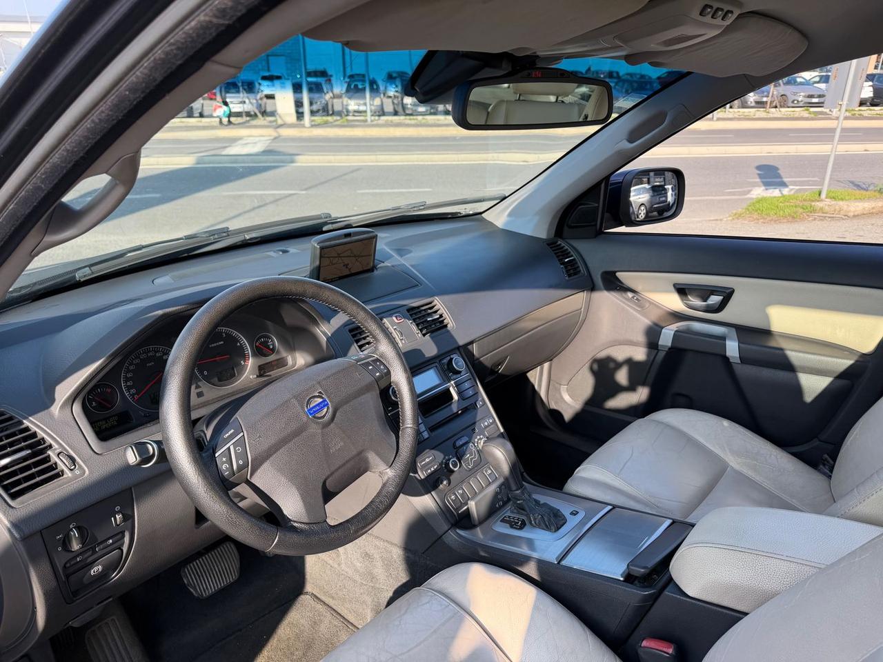 Volvo XC 90 2.4 D D5 Momentum #9901