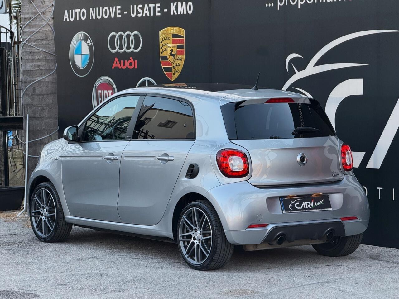 Smart forFour 0.9 T BRABUS 109CV TETTO CAM JBL
