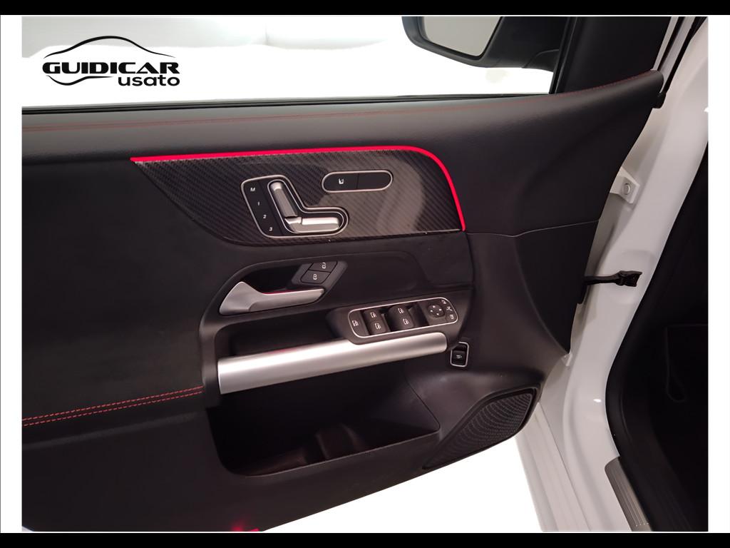 Mercedes-Benz Classe B - W247 2023 - B 250 AMG Line Advanced Plus 4matic auto