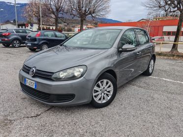 VW Golf VI 1.2 benz 105cv