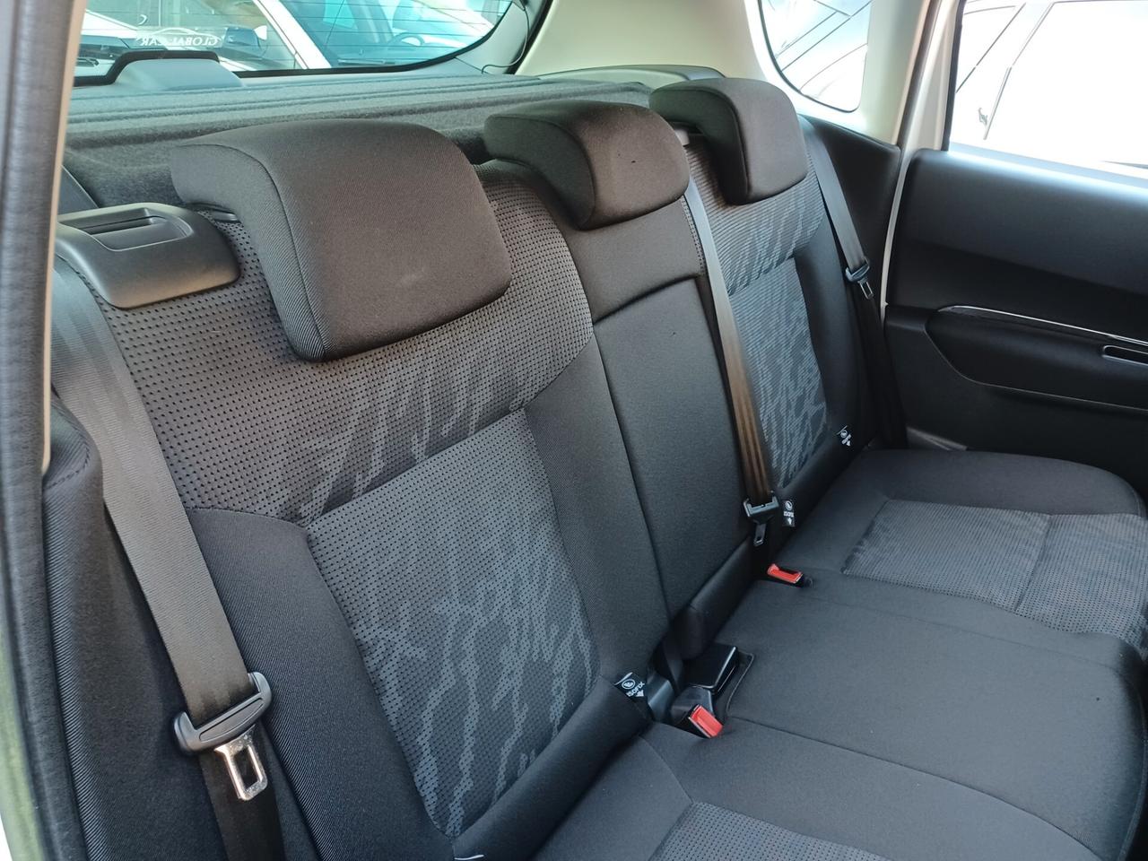 Peugeot 3008 1.6 HDi UNICO PROPRIETARIO NAVI