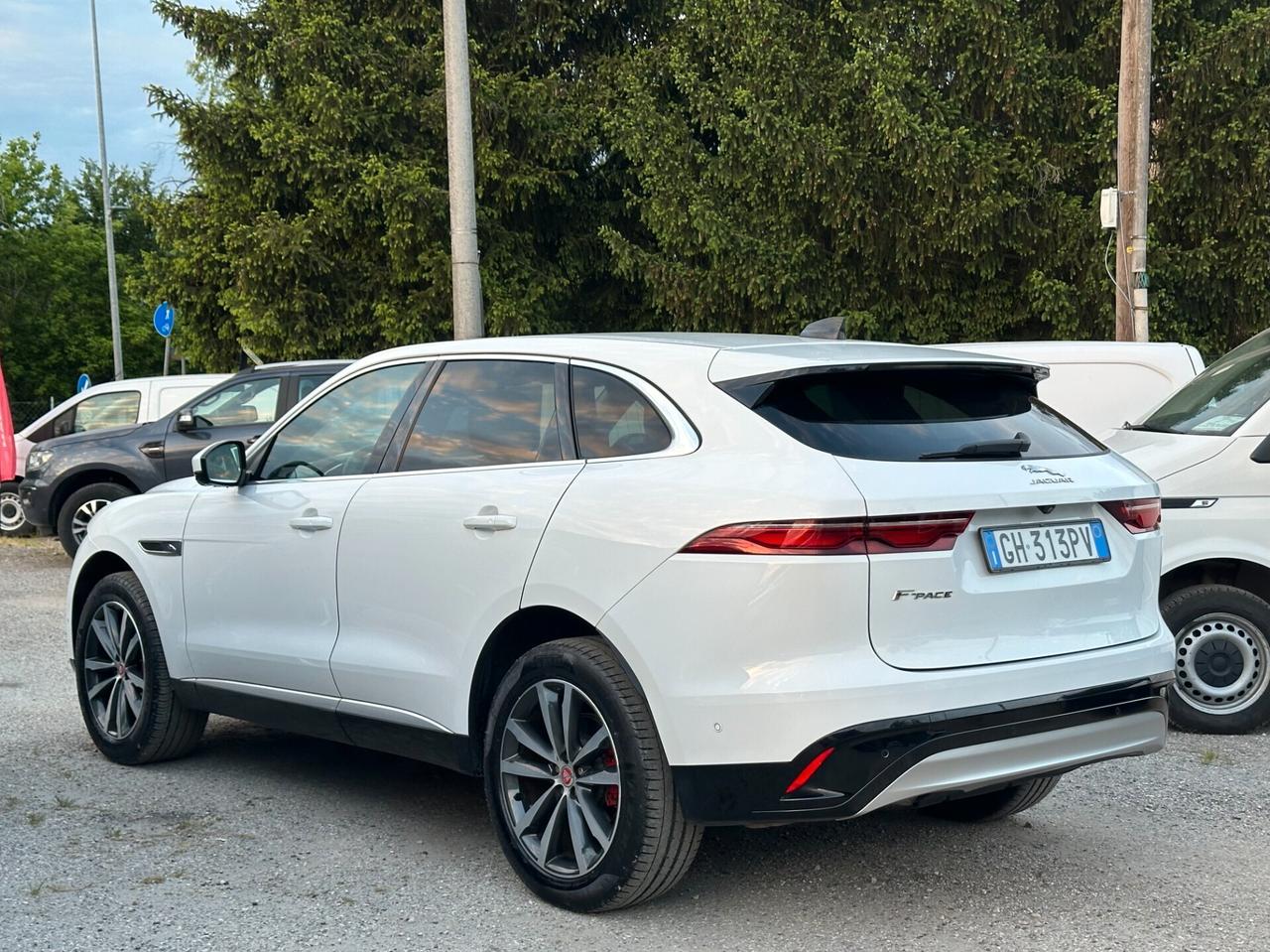 Jaguar F-Pace AUTOCARRO 4 POSTI 2.0 D 163 CV AWD aut. SE
