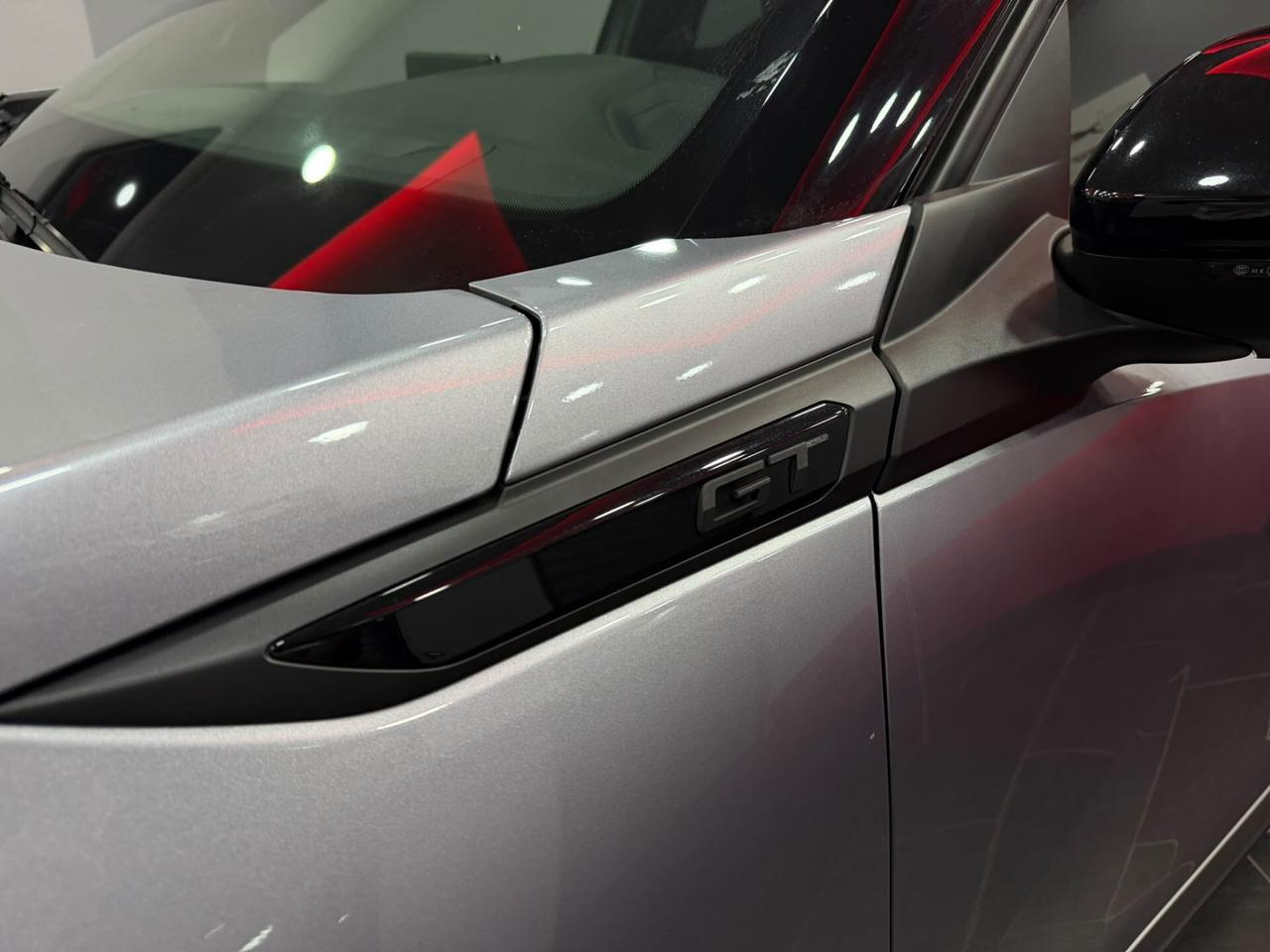 Peugeot 2008 Hybrid 136 e-DCS6 GT