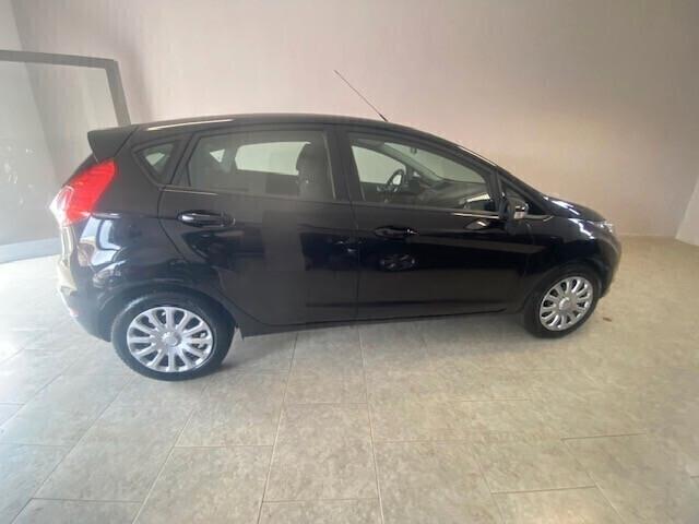 Ford Fiesta 1.5 TDCi 75CV 5 porte Titanium