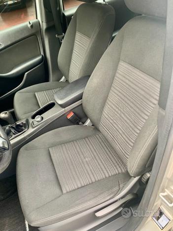 MERCEDES-BENZ B 180 CDI BLUEE EFFICIENCY Executi