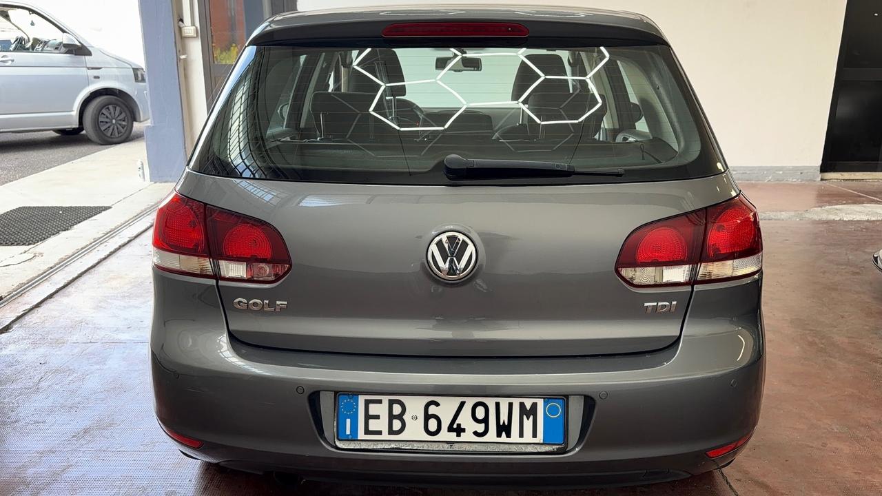 Volkswagen Golf 6 VI 1.6 TDI DSG Highline
