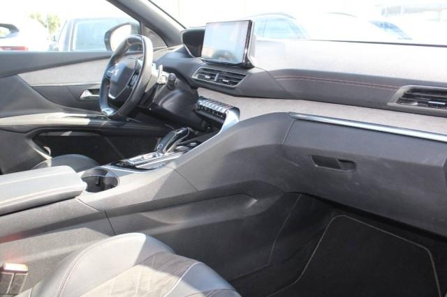 Peugeot 3008 II 1.5 bluehdi GT Pack 130cv eat8 Con TETTO APRIBILE
