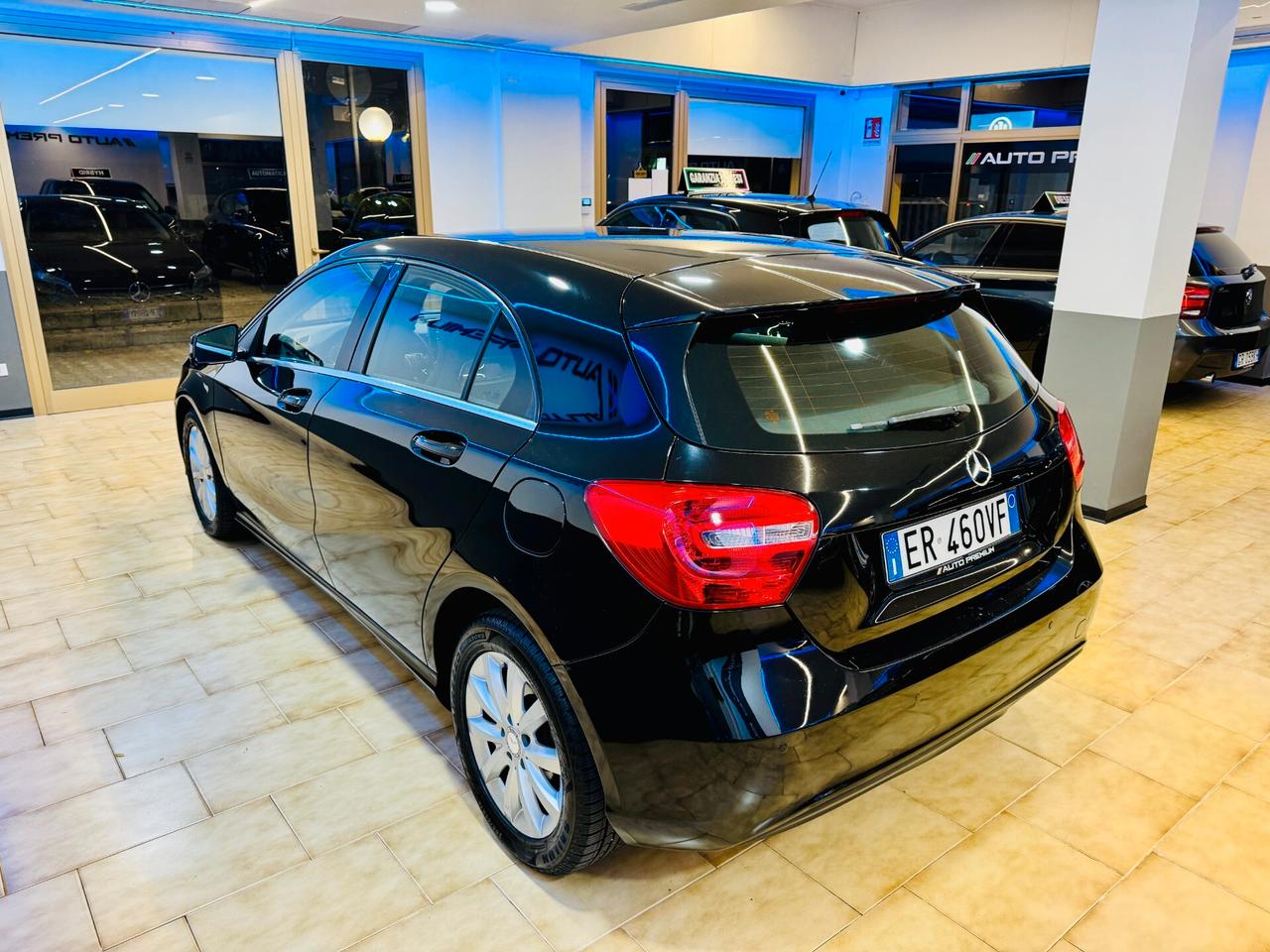Mercedes-benz A 180d 109Cv Sport - Navi / Autom.