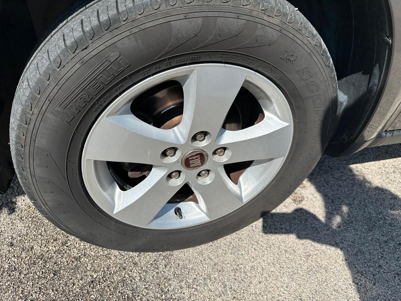 Fiat Freemont 2.0 Multijet 170 CV 7 POSTI