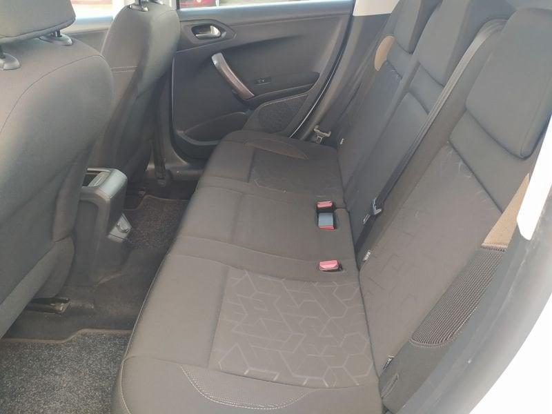 Peugeot 2008 100 hdi Active