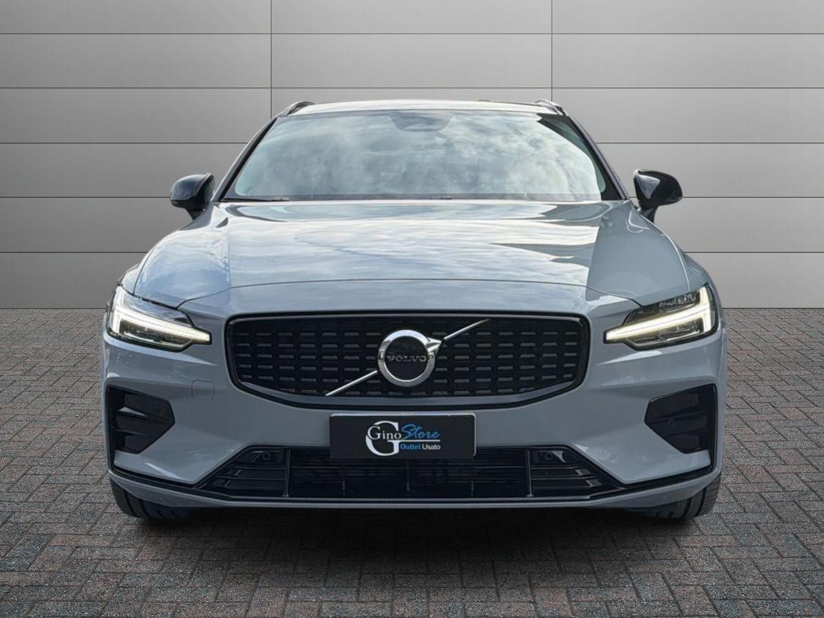 VOLVO V60 2.0 b4 Plus Dark auto