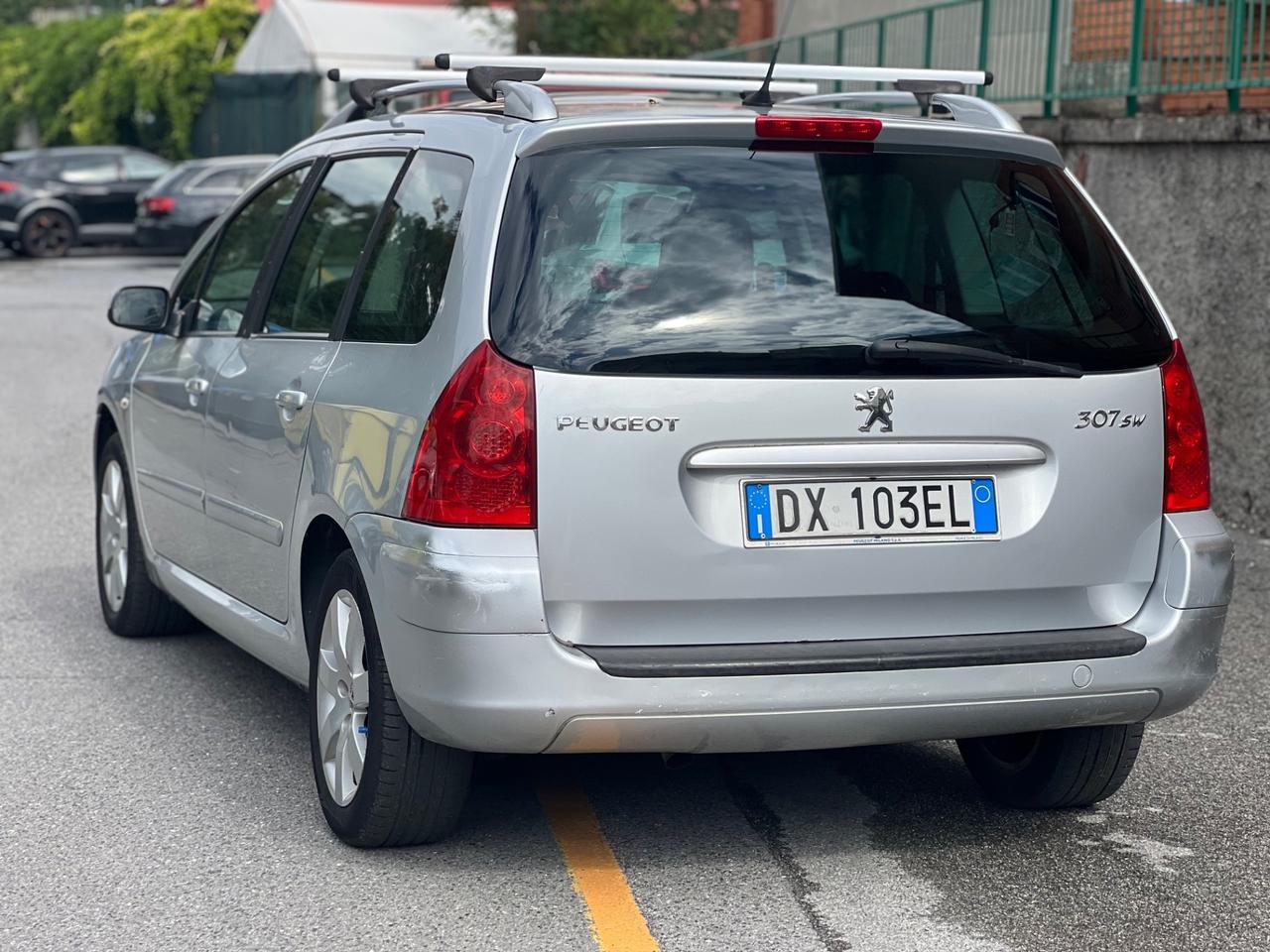 Peugeot 307 1.6 16V HDi FAP 90CV Station D-Sign 7 posti