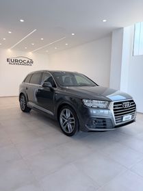 Audi Q7 50 TDI quattro tiptronic Business Plus