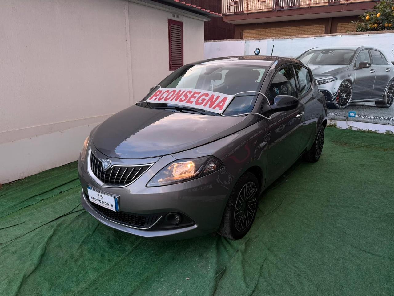 Lancia Ypsilon 1.0 FireFly Hybrid Gold FULL LEGGI!