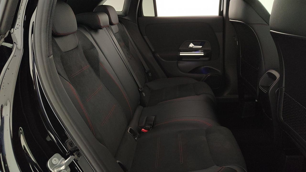 Mercedes-Benz GLA 200 d automatic