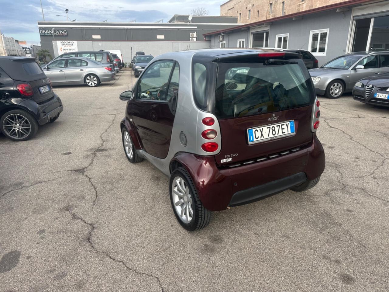 Smart ForTwo 700 coupé pure (45 kW)