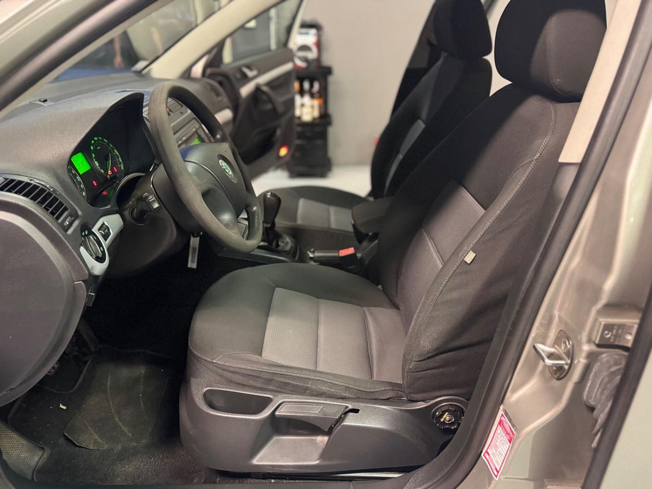 Skoda Octavia 1.6 Wagon Comfort