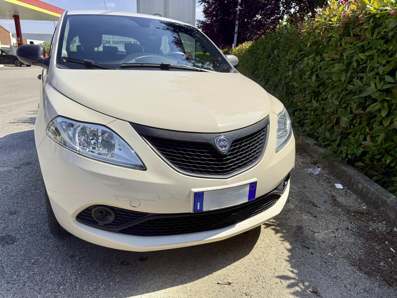 Lancia Ypsilon 1.2 69 CV 5 porte GPL Ecochic Gold