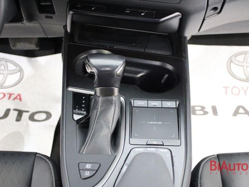 Lexus UX Hybrid Midnight
