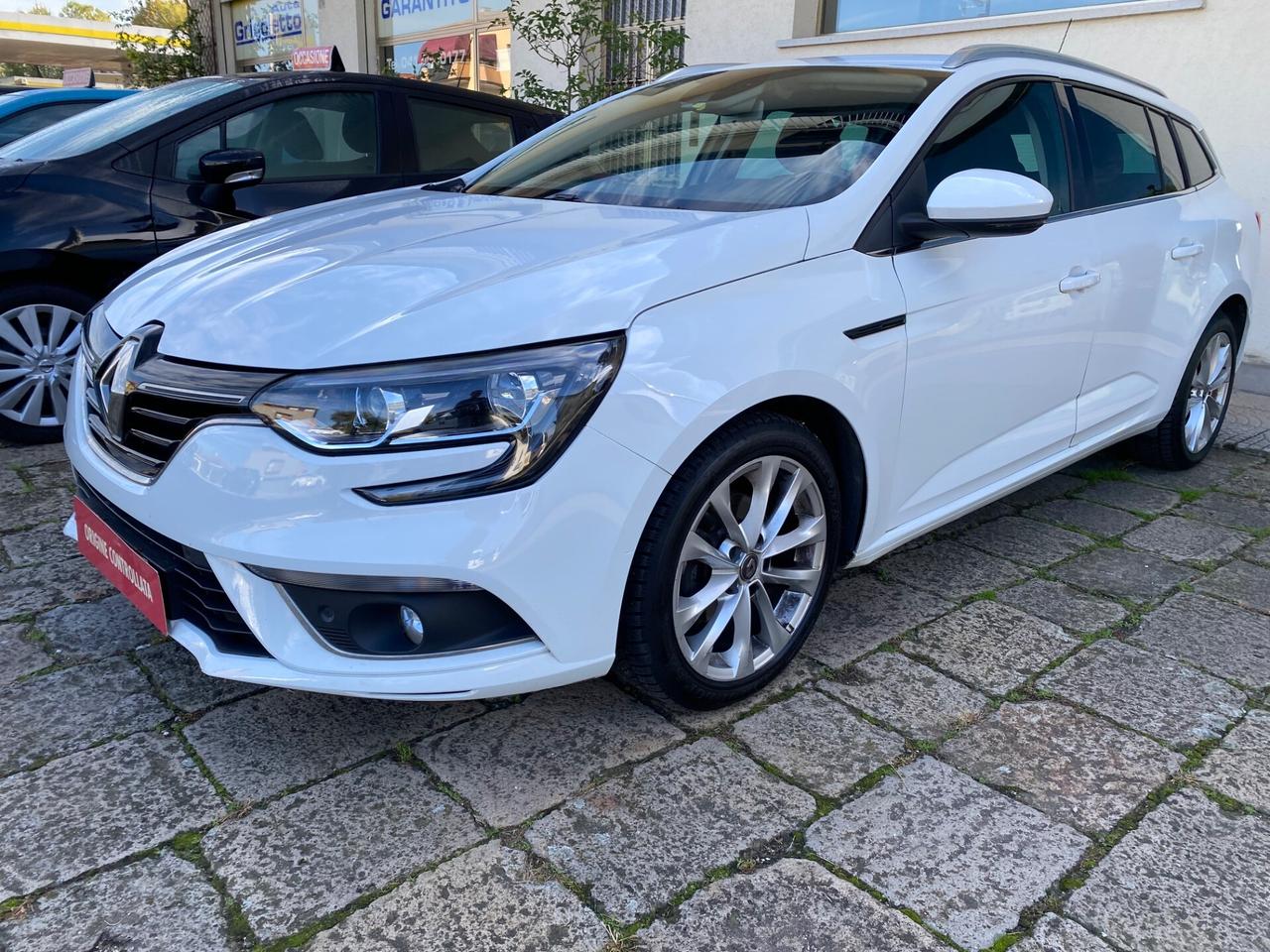 Renault Megane Mégane Sporter Blue dCi 115 CV EDC Duel2