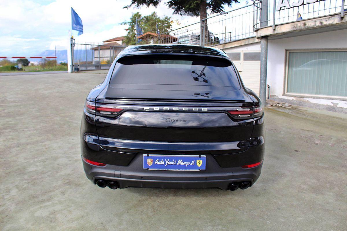 PORSCHE - Cayenne Coupe'