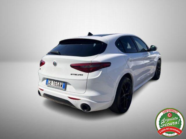 ALFA ROMEO Stelvio 2.2 Turbodiesel 210 CV AT8 Q4 Veloce Tetto