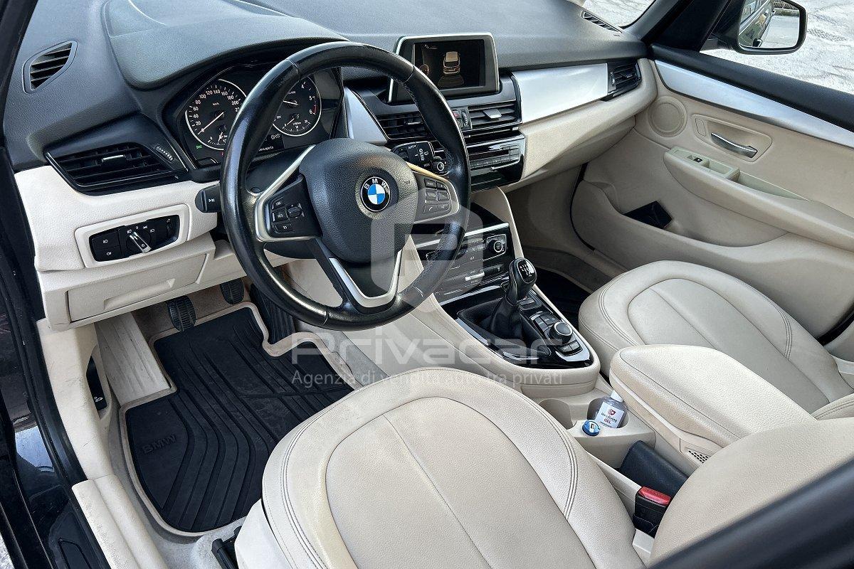 BMW 218d Active Tourer Advantage