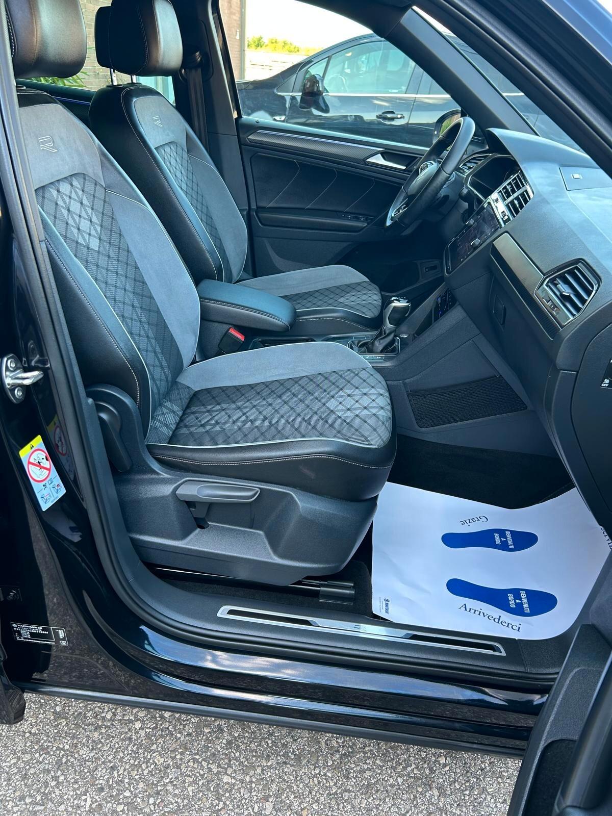 Volkswagen Tiguan 2.0 TDI 150 CV SCR DSG R-Line
