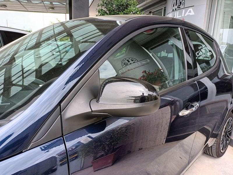 Lancia Ypsilon 1.2 69cv Start& Stop Gold
