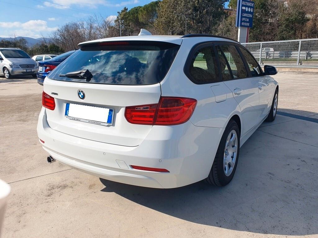 Bmw 318d xDrive Touring Modern