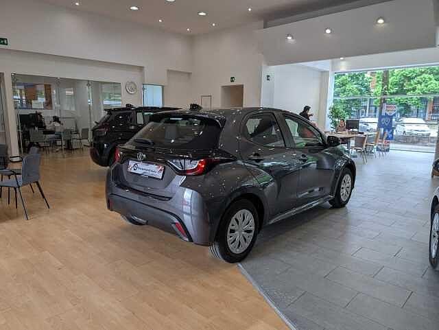 Toyota Yaris 1.5 Hybrid 5 porte Active *KM 0*
