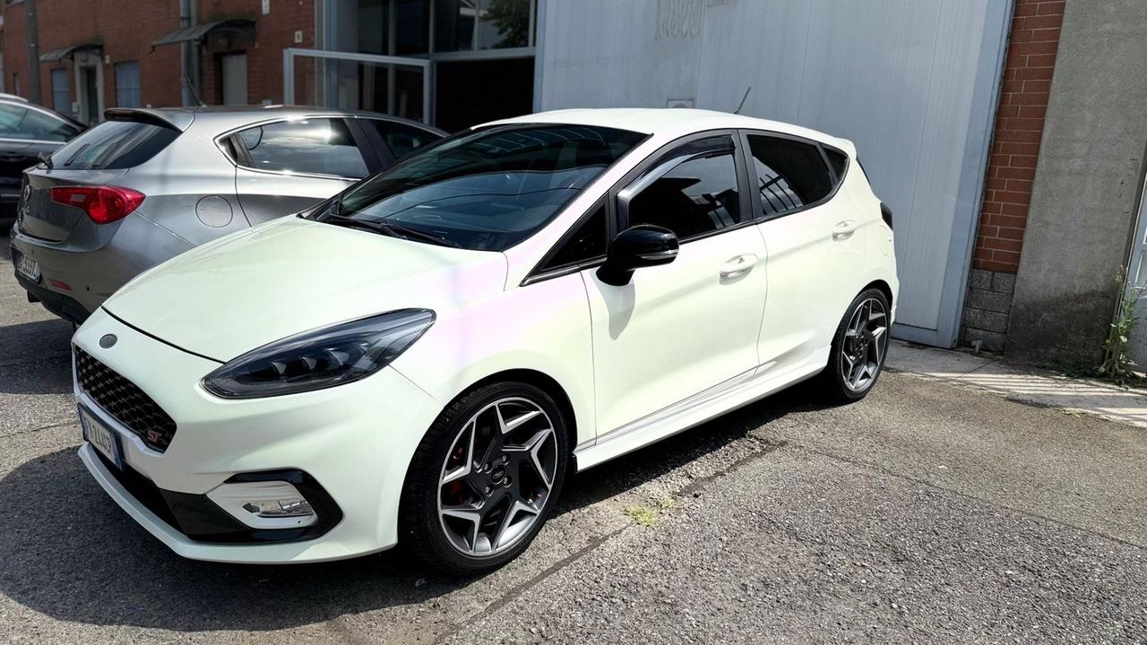Ford Fiesta Leggere bene l’annuncio