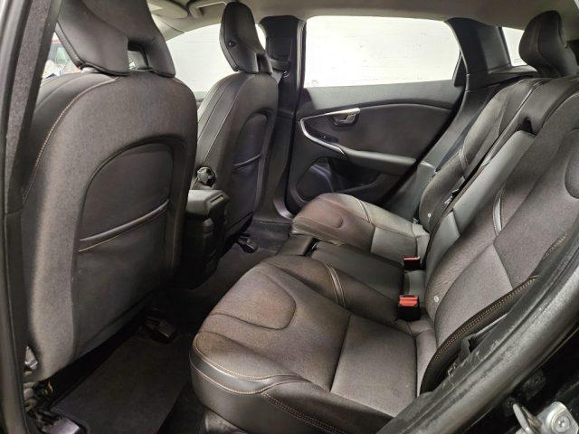 VOLVO V40 Cross Country D2 1.6