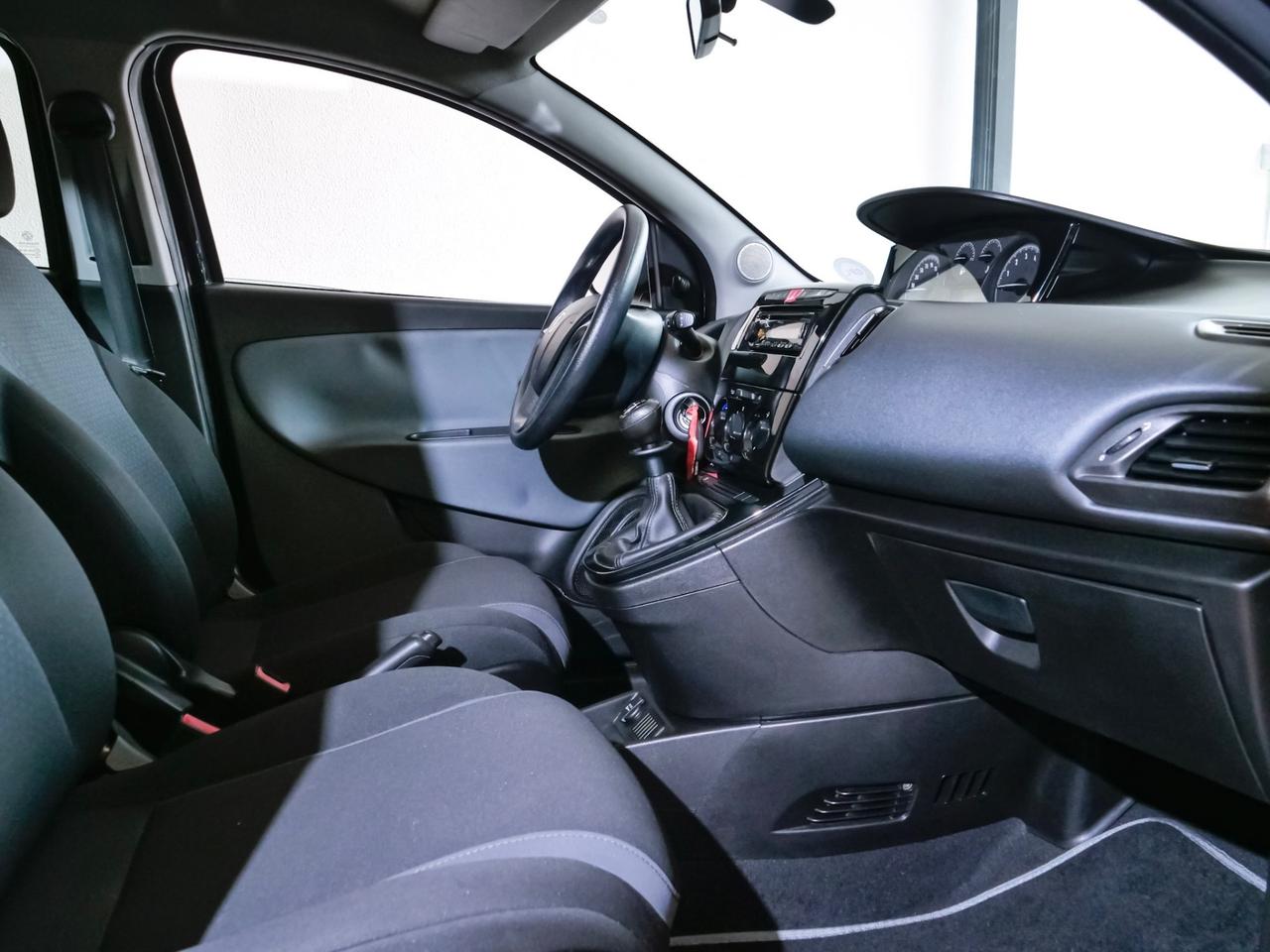 Lancia Ypsilon 1.2 69 CV 5 porte GPL Ecochic Gold