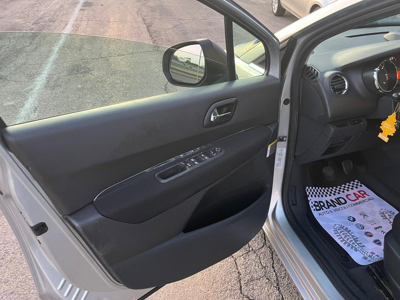 Peugeot 5008 2.0 HDi 150CV Tecno 7 posti