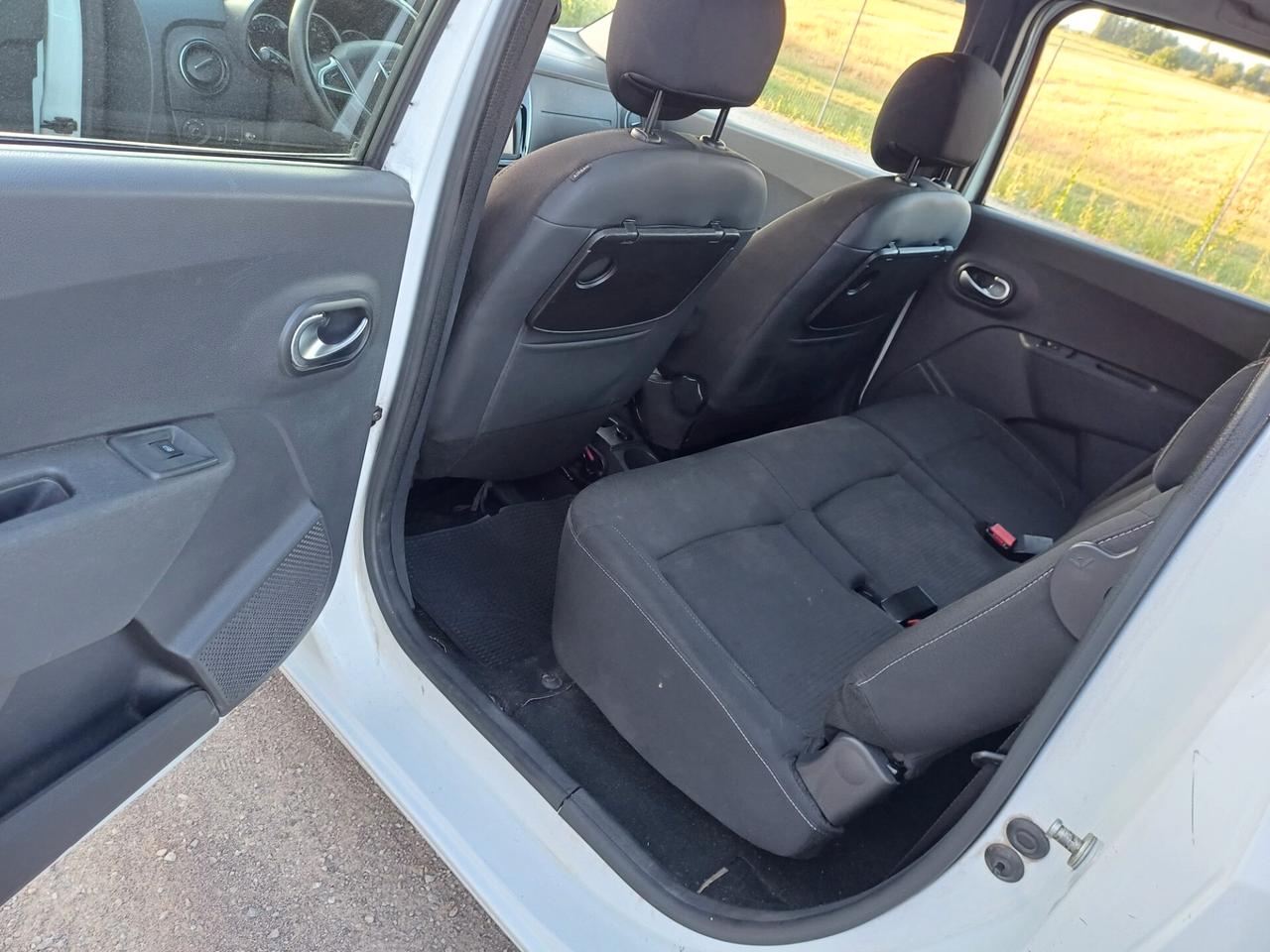Dacia Lodgy 1.5 dCi 8V 110CV Start&Stop 5 posti Lauréate