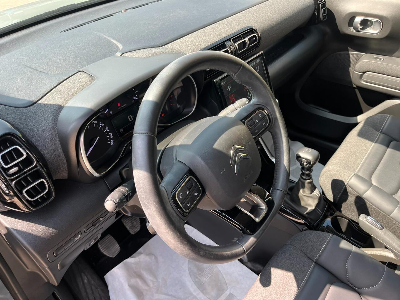 Citroen C3 Aircross C3 Aircross BlueHDi 110 S&S Shine