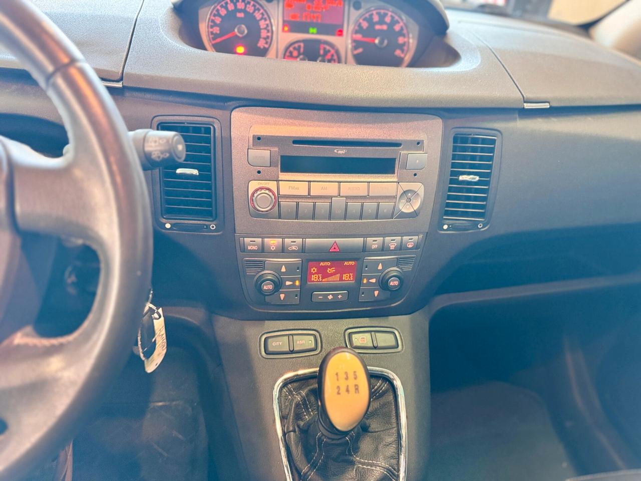 Lancia MUSA 1.4 8V Ecochic Avenue